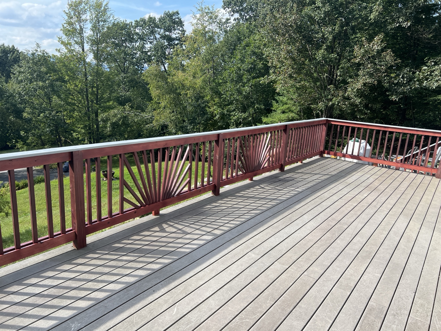 Deck Rail Finish by Integrity Handyman Services